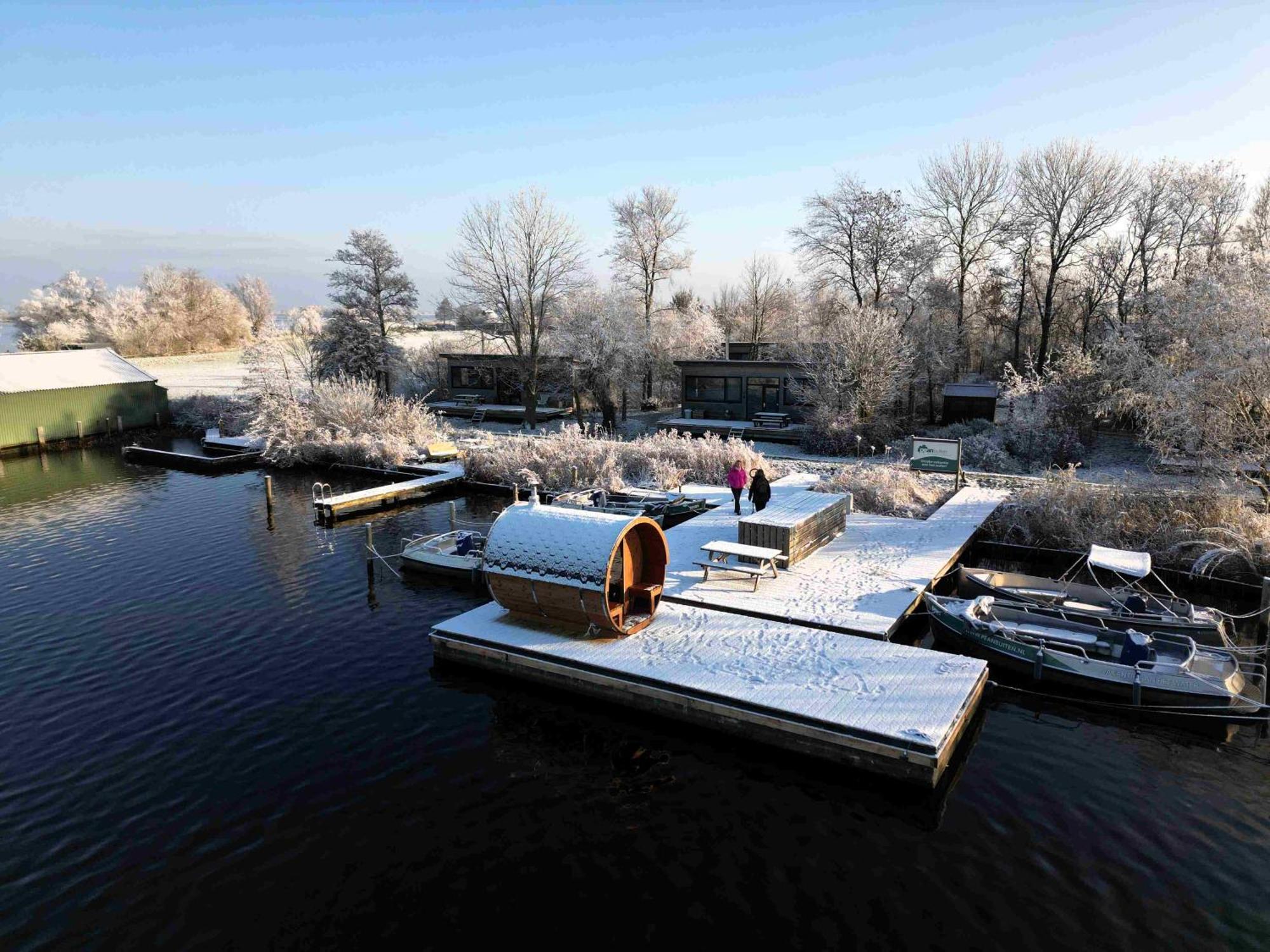 Pean-Buiten Waterlodges Nes  Exterior photo